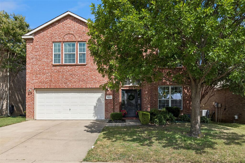 10212 Pear Street, Fort Worth, TX 76244 — photo 1