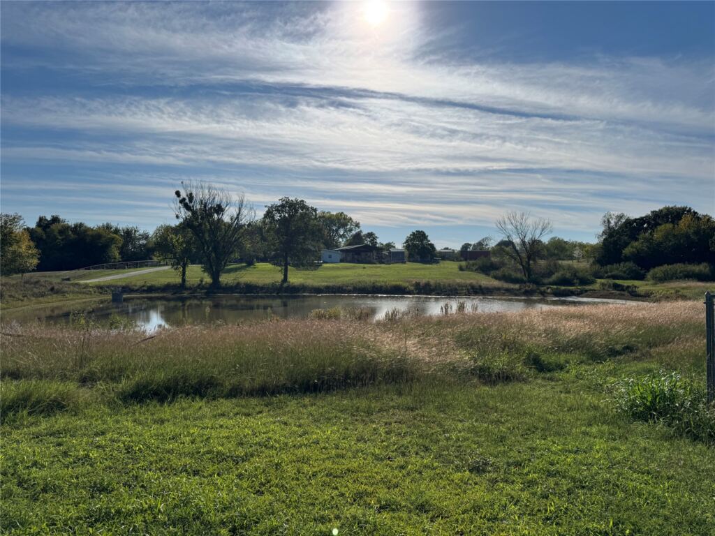 362 Private Road 4379, Decatur, TX 76234 — photo 1