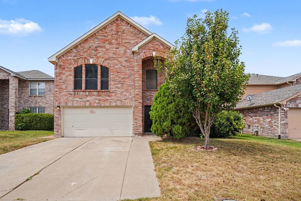 4800 Sleepy Ridge Circle, Fort Worth, TX 76133 — photo 1