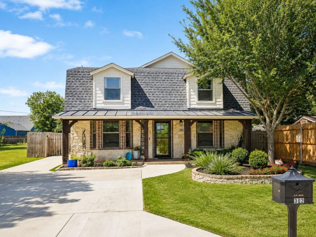 302 Denton Drive, Roanoke, TX 76262 — photo 1