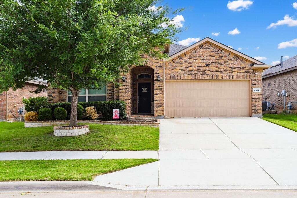 2452 Clay Creek Lane, Fort Worth, TX 76177 — photo 1