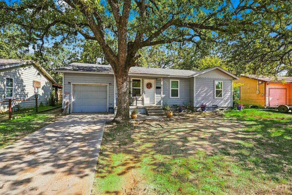 2617 Pioneer Street, Fort Worth, TX 76119 — photo 1