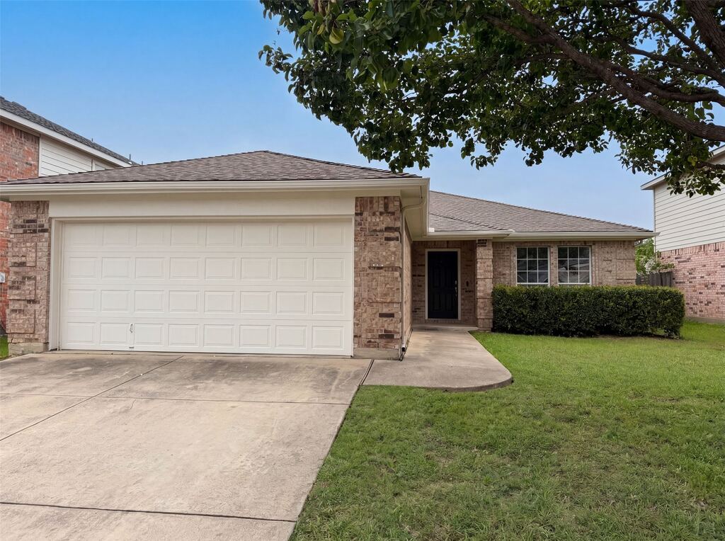 10428 Turning Leaf Trail, Fort Worth, TX 76131 — photo 1