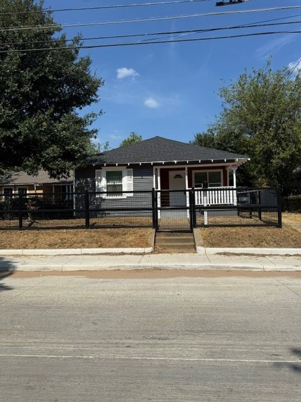 3823 Jamaica, Dallas, TX 75210 — photo 1