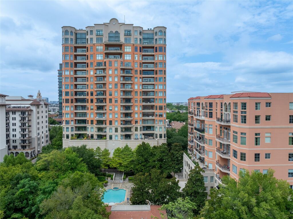2828 Hood Street 707, Dallas, TX 75219 — photo 1