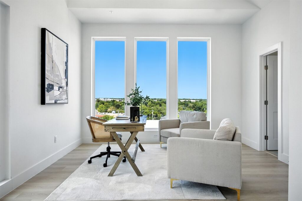 312 N Lancaster Avenue 104, Dallas, TX 75203 — photo 1