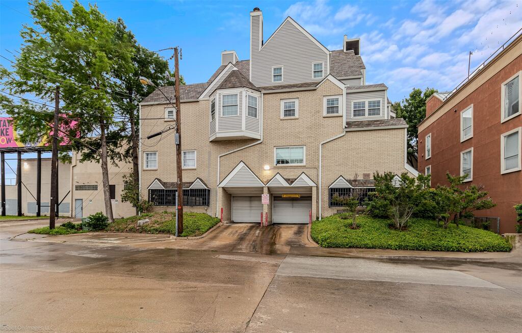 1010 Allen Street 213, Dallas, TX 75204 — photo 1
