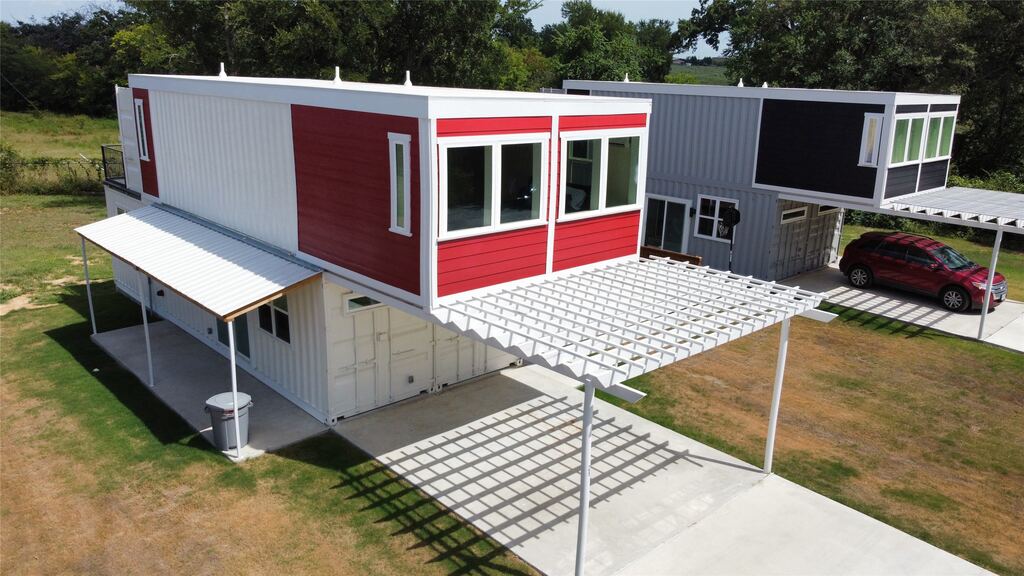 1228 Kennie Drive, Commerce, TX 75428 — photo 1