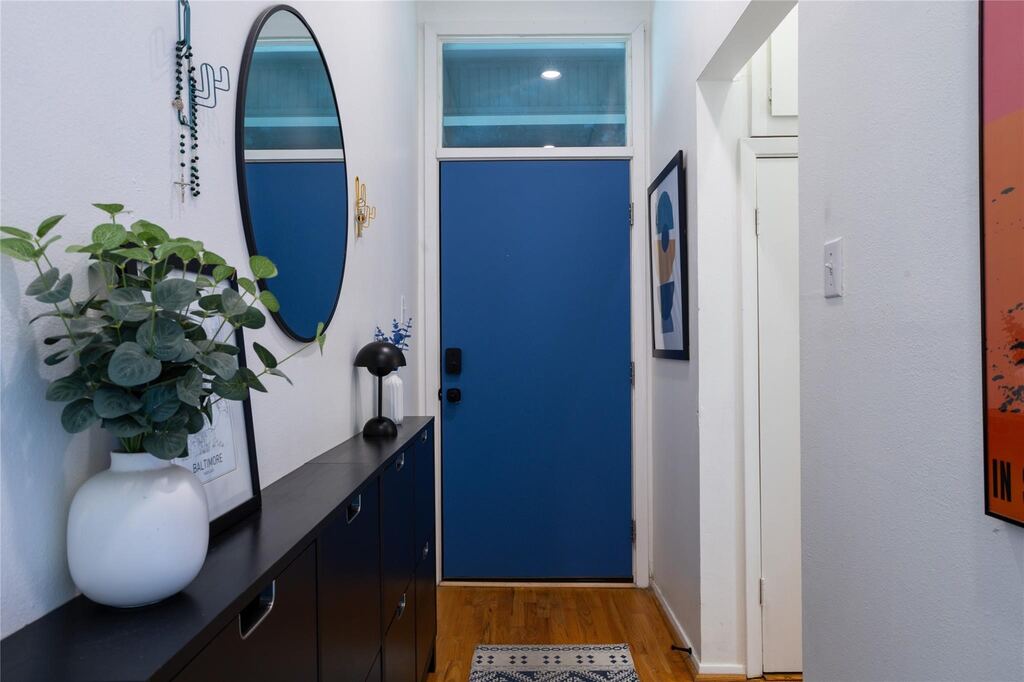 4030 Holland Avenue 8, Dallas, TX 75219 — photo 1