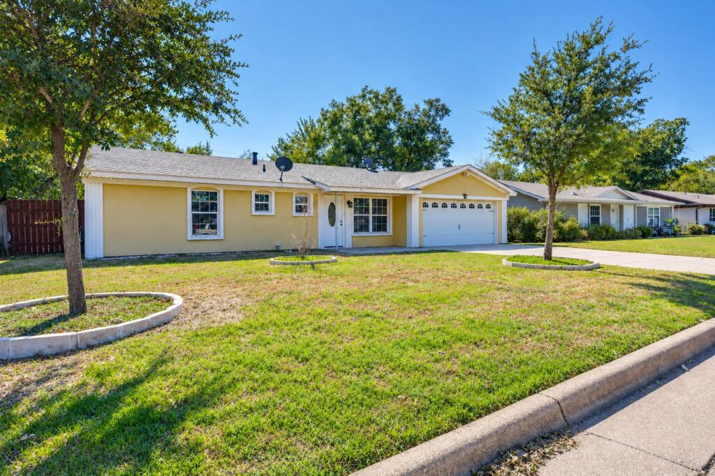 913 Russell Road