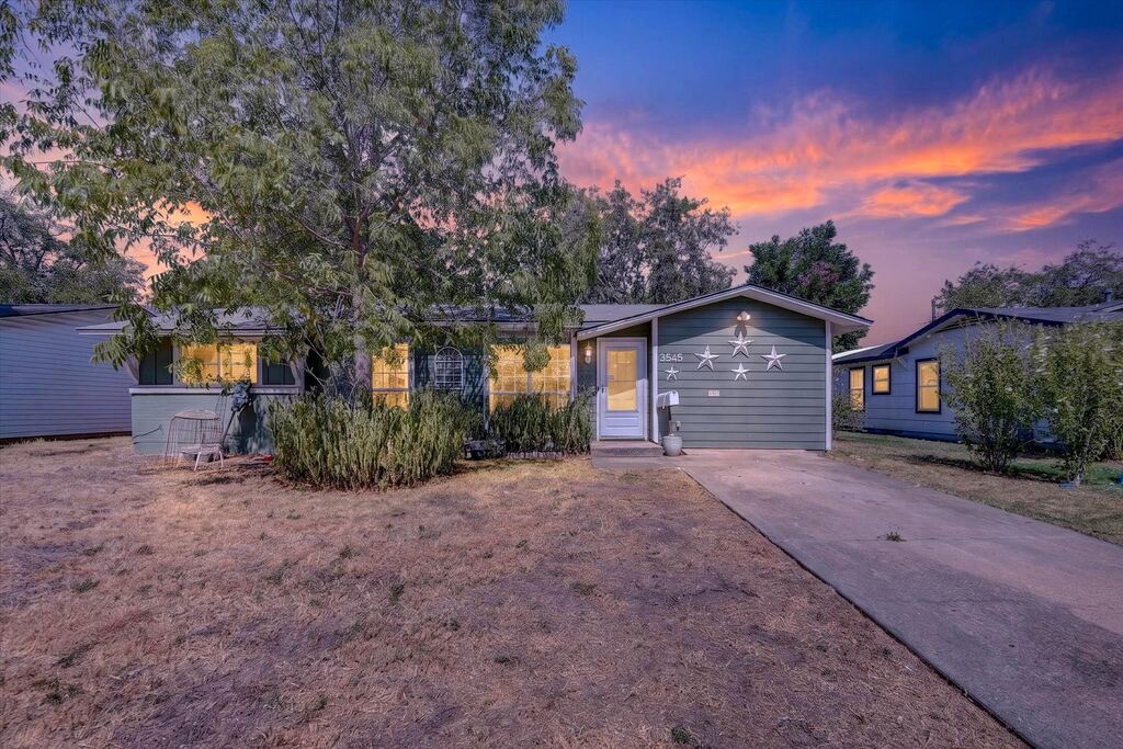 3545 Regal Road, Fort Worth, TX 76111 — photo 1