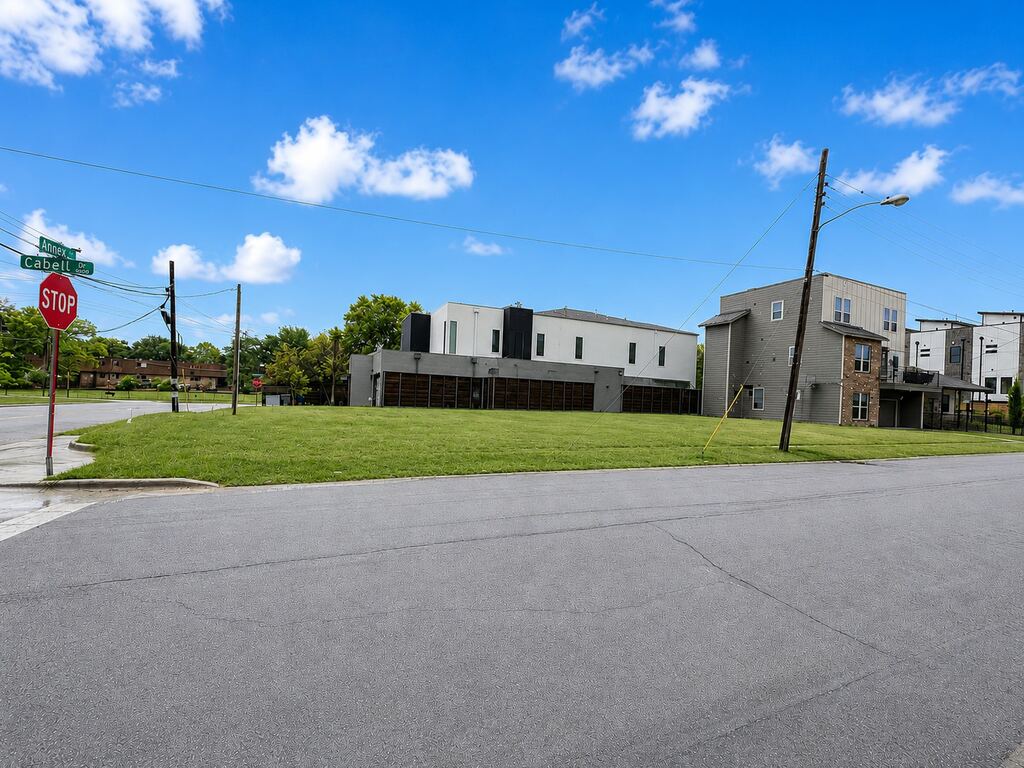 2111 Annex Avenue, Dallas, TX 75204 — photo 1