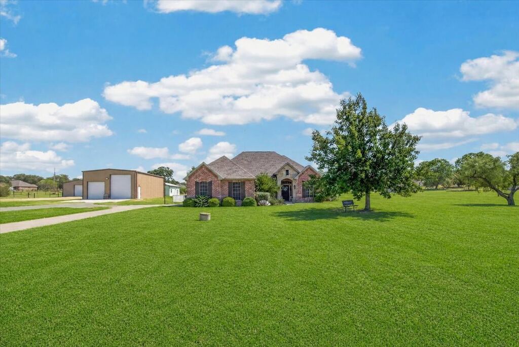 152 Savannah Drive, Brock, TX 76087 — photo 1