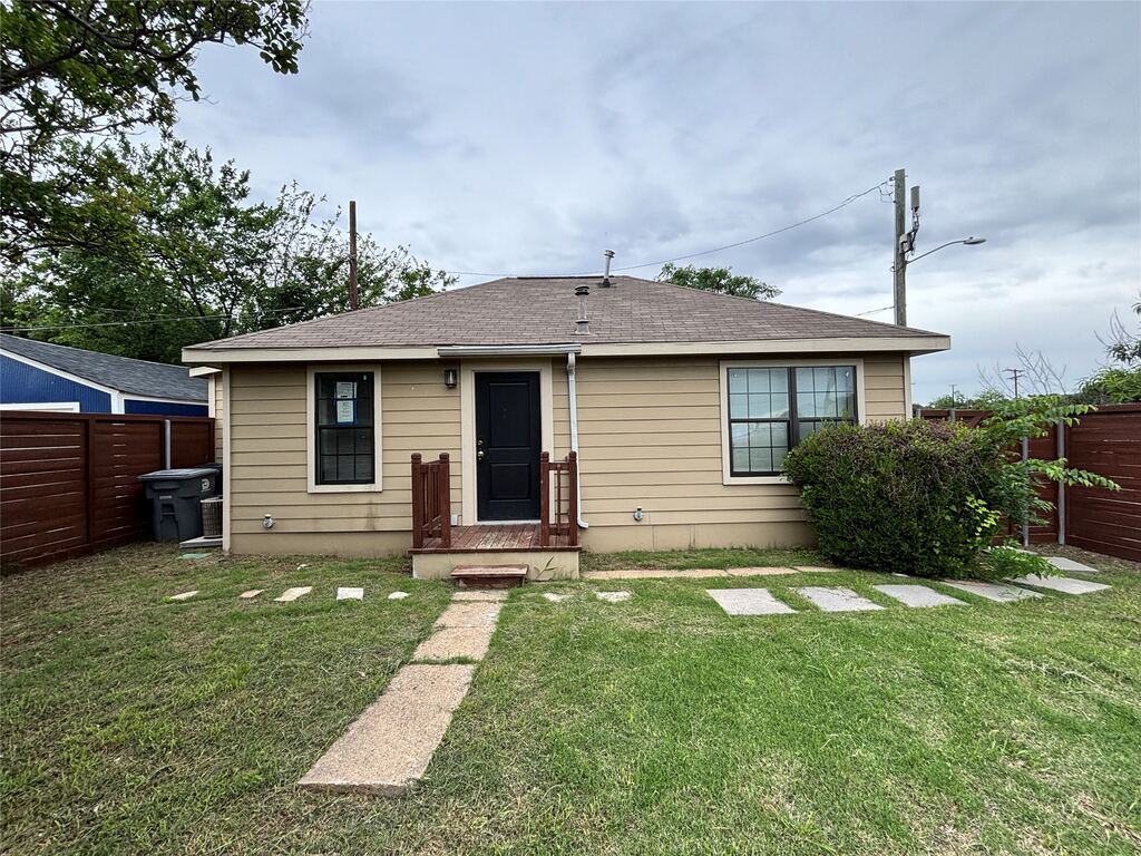 1115 S Glasgow Drive 2, Dallas, TX 75223 — photo 1