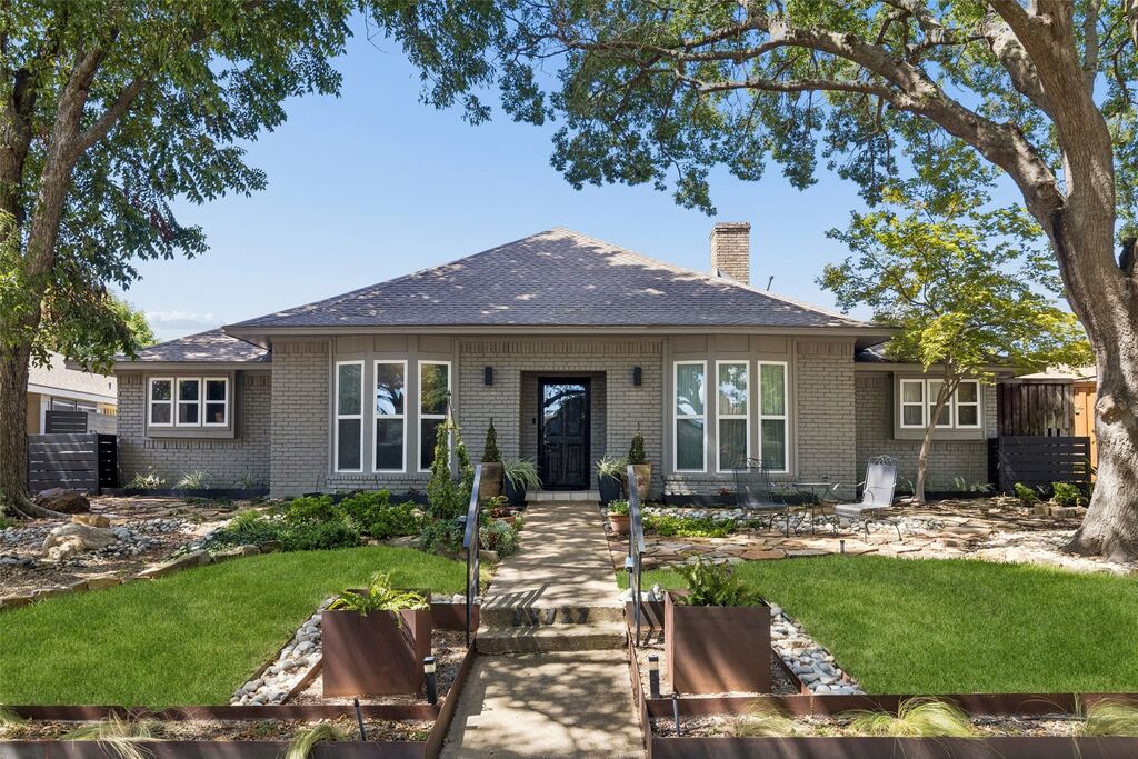13121 Halwin Circle, Dallas, TX 75243 — photo 1