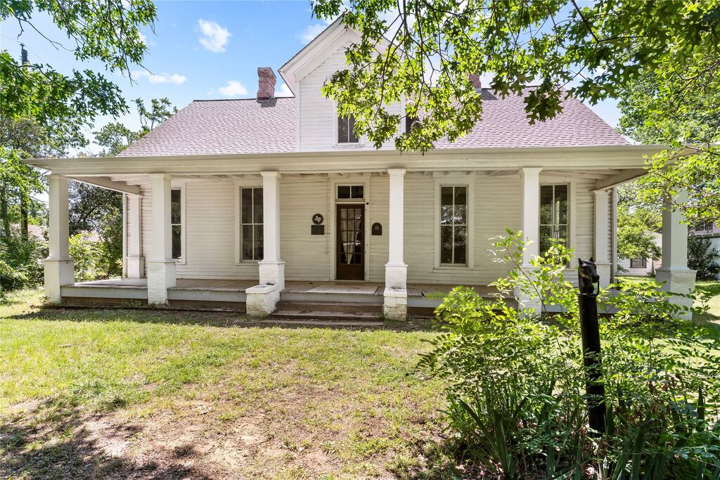 4611 Kelton Drive, Dallas, TX 75209 — photo 1