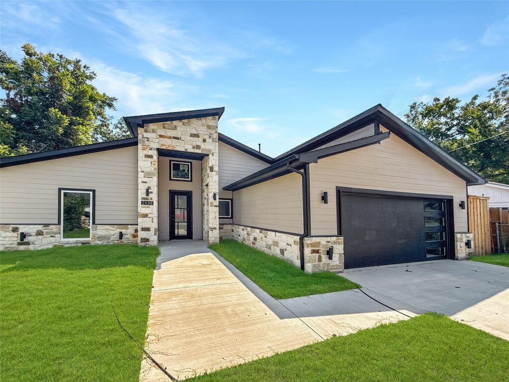 2130 Kathleen Avenue, Dallas, TX 75216 — photo 1