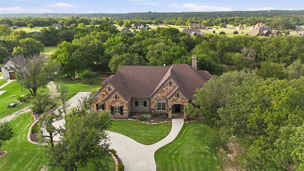 125 E Bozeman Lane, Fort Worth, TX 76108 — photo 1