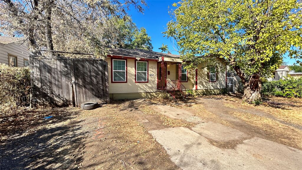 3557 Pecos Street, Fort Worth, TX 76119 — photo 1