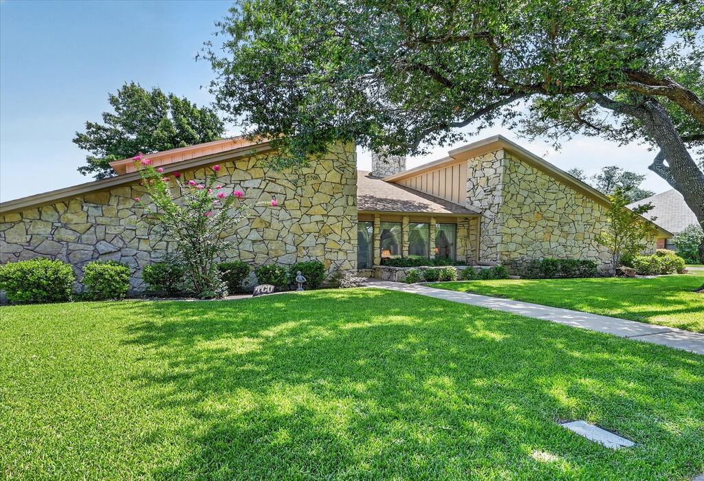 4001 Snow Creek Drive, Fort Worth, TX 76008 — photo 1