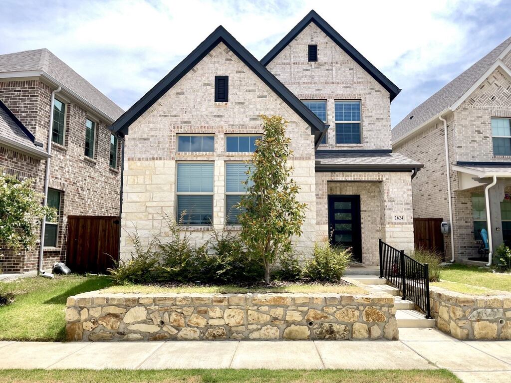 2624 Wellington Lane, Corinth, TX 76210 — photo 1