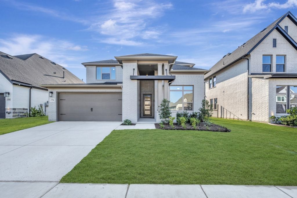 3756 Bermuda Grass Way, Venus, TX 76084 — photo 1