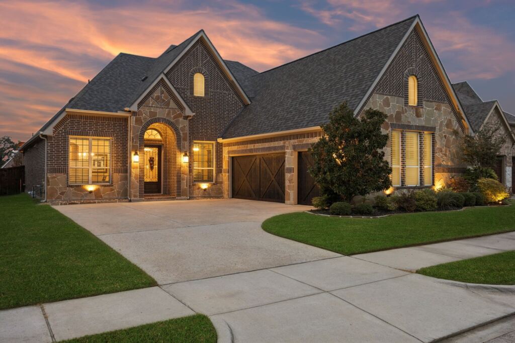 7016 Benjamin Way