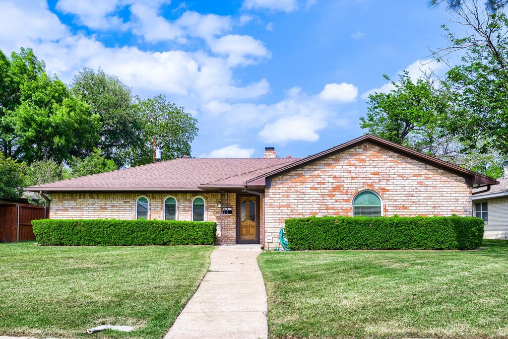 6946 Hunnicut Place, Dallas, TX 75227 — photo 1
