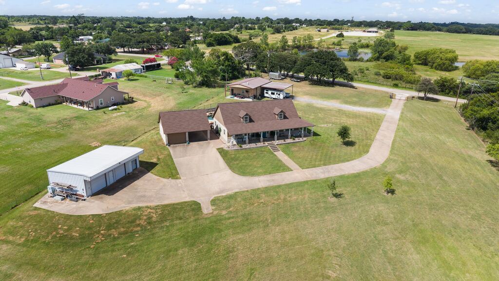 4515 E Renfro Street, Alvarado, TX 76009 — photo 1