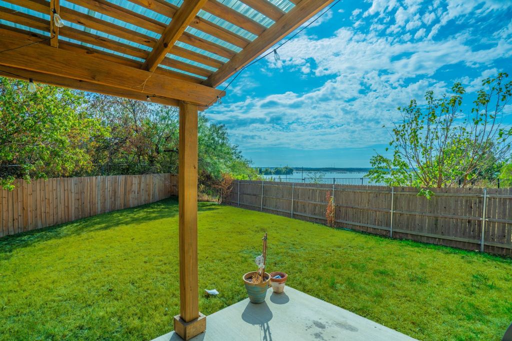 1997 Courtside Drive, Dallas, TX 75051 — photo 1