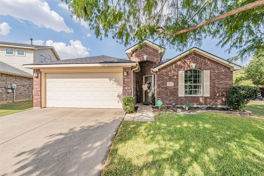 8532 Cactus Patch Way, Fort Worth, TX 76131 — photo 1