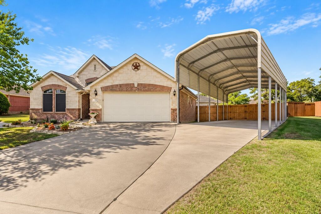 8700 Broken Bow Drive