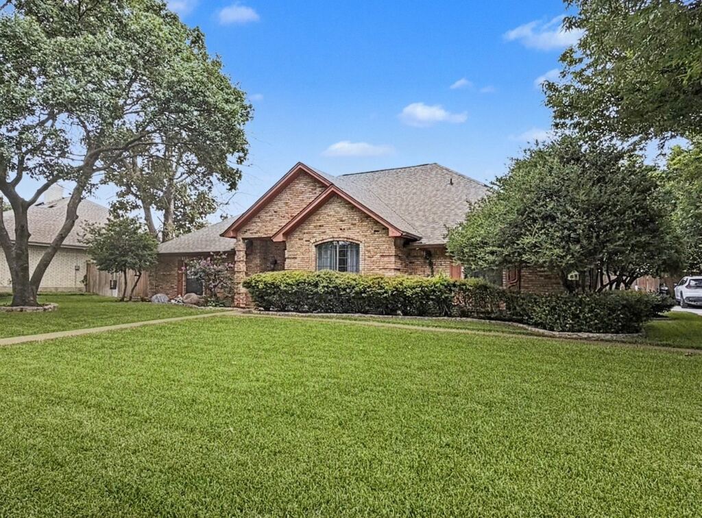 3658 Snow Creek Drive, Fort Worth, TX 76008 — photo 1