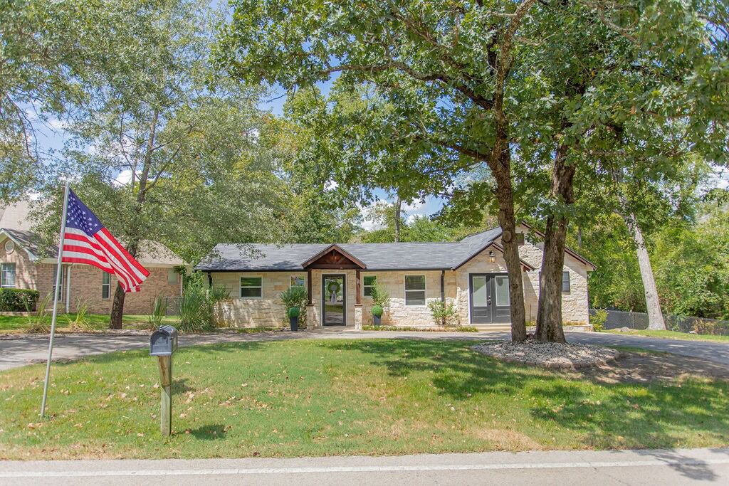 224 Hideaway Lane E, Hideaway, TX 75771 — photo 1
