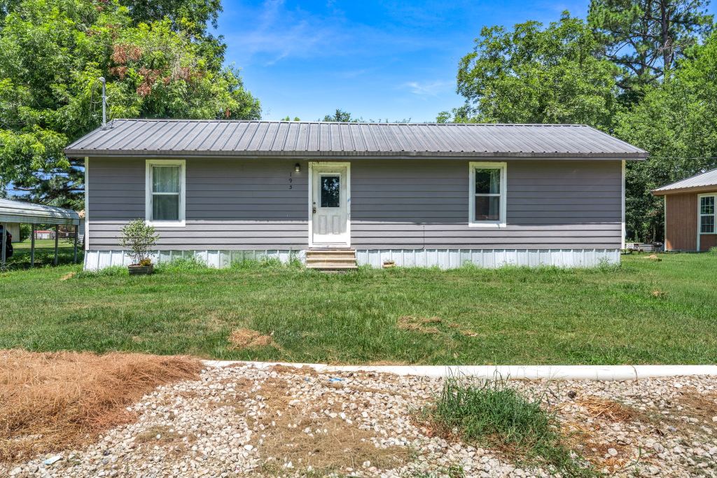 195 N Wood Street, Emory, TX 75440 — photo 1
