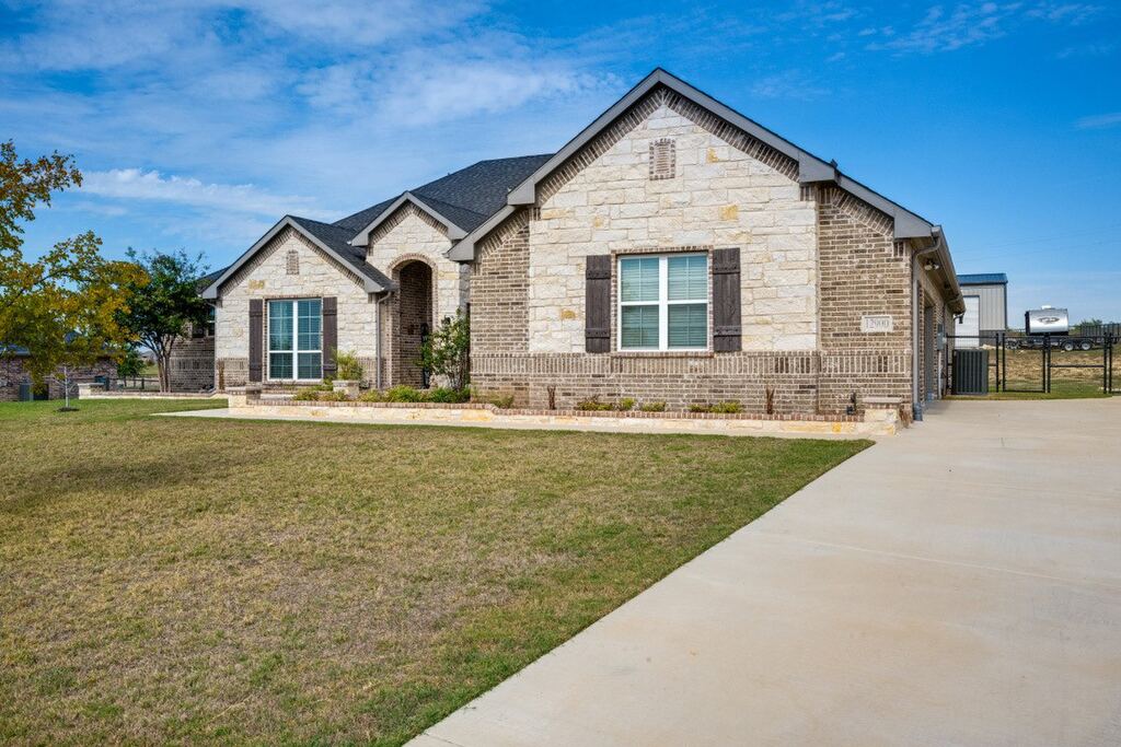 12900 Cold Spring Lane, Ponder, TX 76259 — photo 1