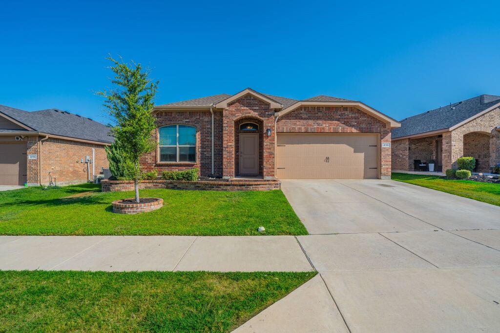 412 Foxhunter Street, Fort Worth, TX 76131 — photo 1