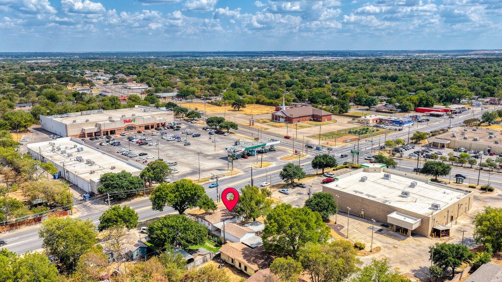3008 Miller Avenue, Fort Worth, TX 76105 — photo 1