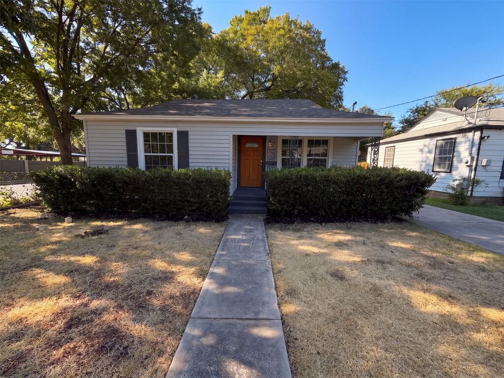 3802 Poinsettia Drive, Dallas, TX 75211 — photo 1
