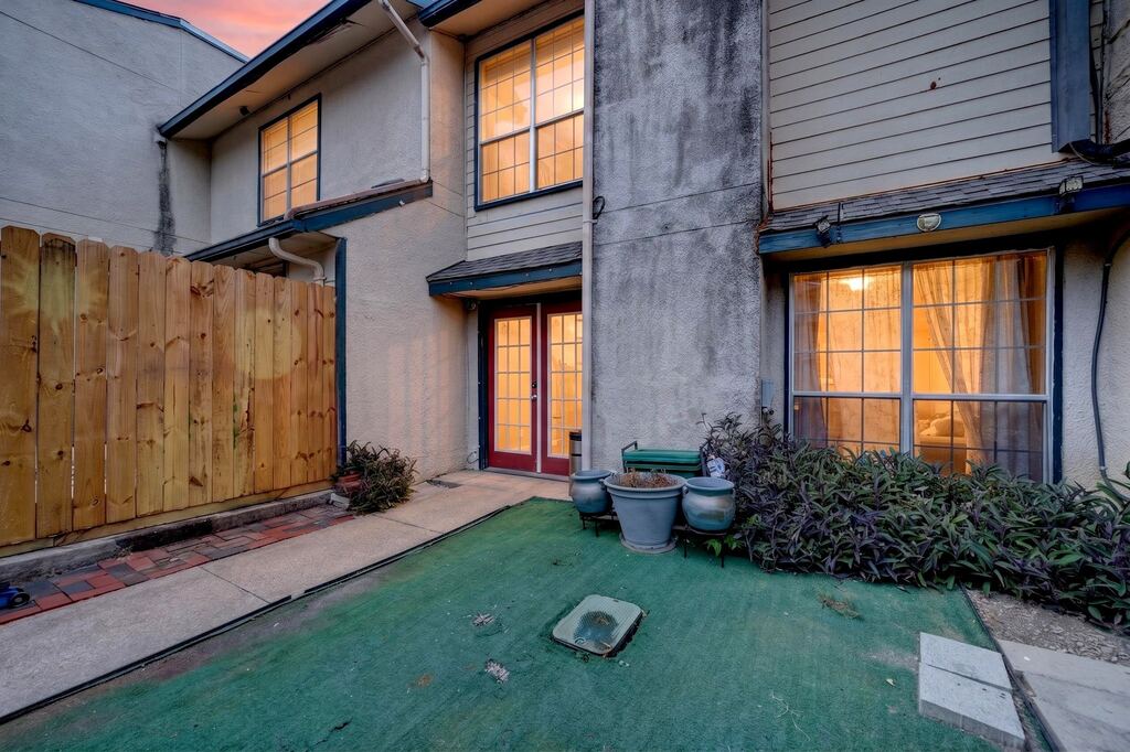 7145 Fair Oaks Avenue 37, Dallas, TX 75231 — photo 1