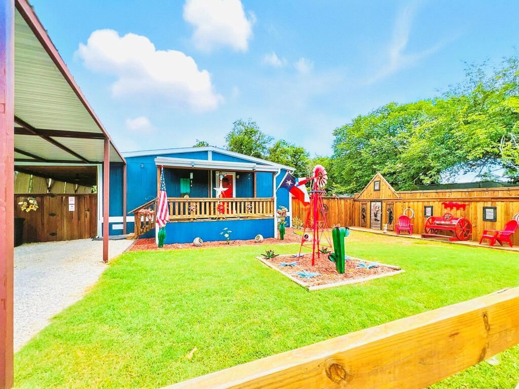 1652 Gale Drive, Pelican Bay, TX 76020 — photo 1