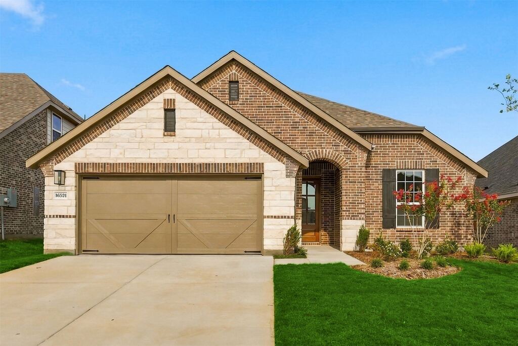 16521 Japanese Maple Drive, Fort Worth, TX 76247 — photo 1