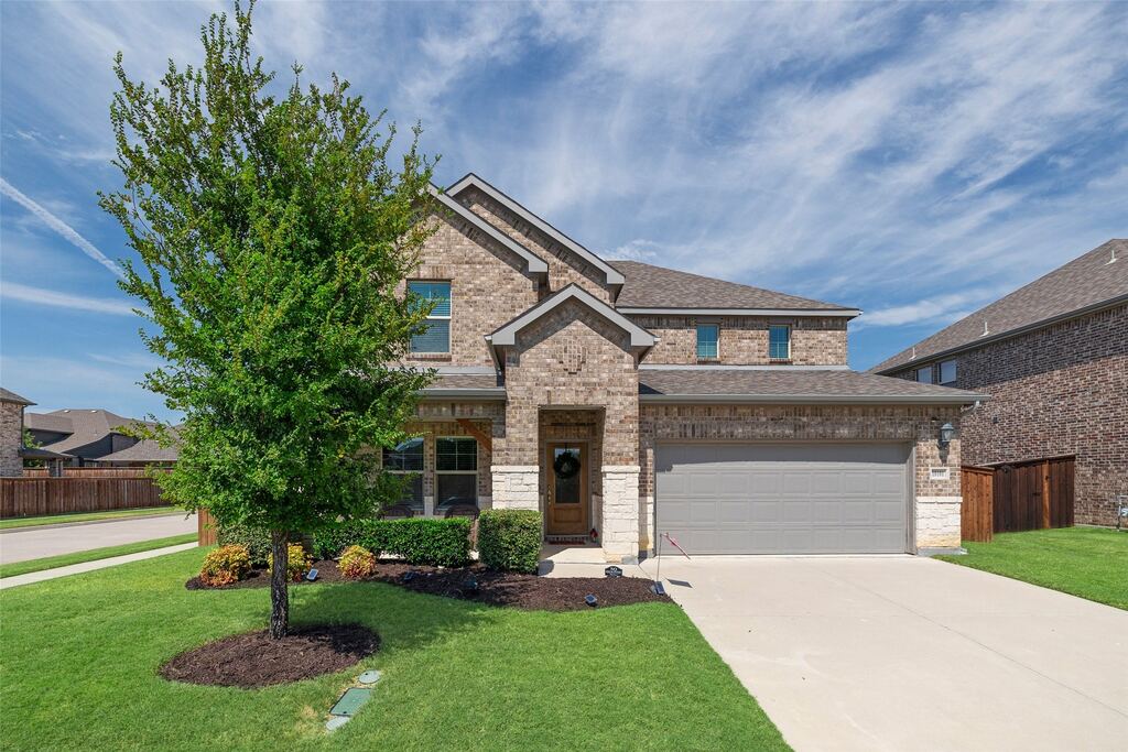 10101 Lakemont, Fort Worth, TX 76131 — photo 1