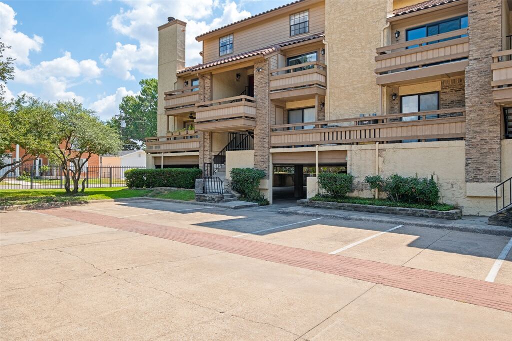 7640 W Greenway Boulevard 8K, Dallas, TX 75209 — photo 1