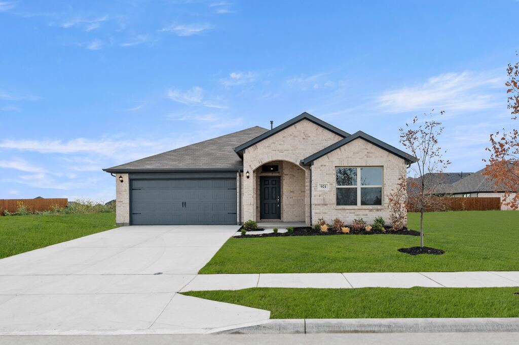 921 Abalone Avenue, Haslet, TX 76052 — photo 1
