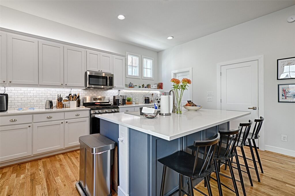 5065 Gaston Avenue 102, Dallas, TX 75214 — photo 1