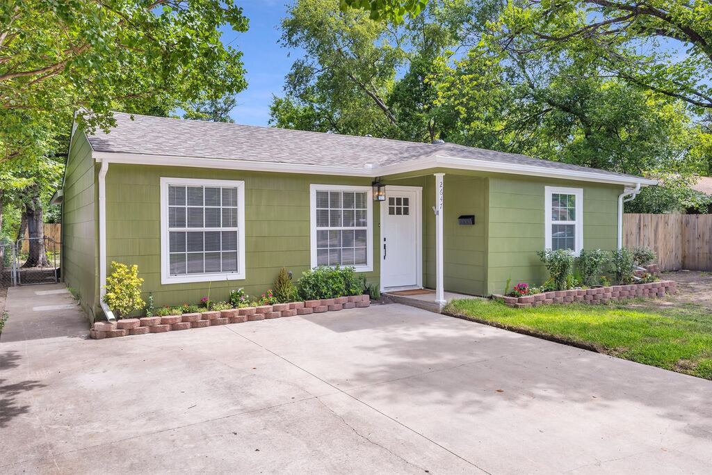 2647 Province Lane, Dallas, TX 75228 — photo 1