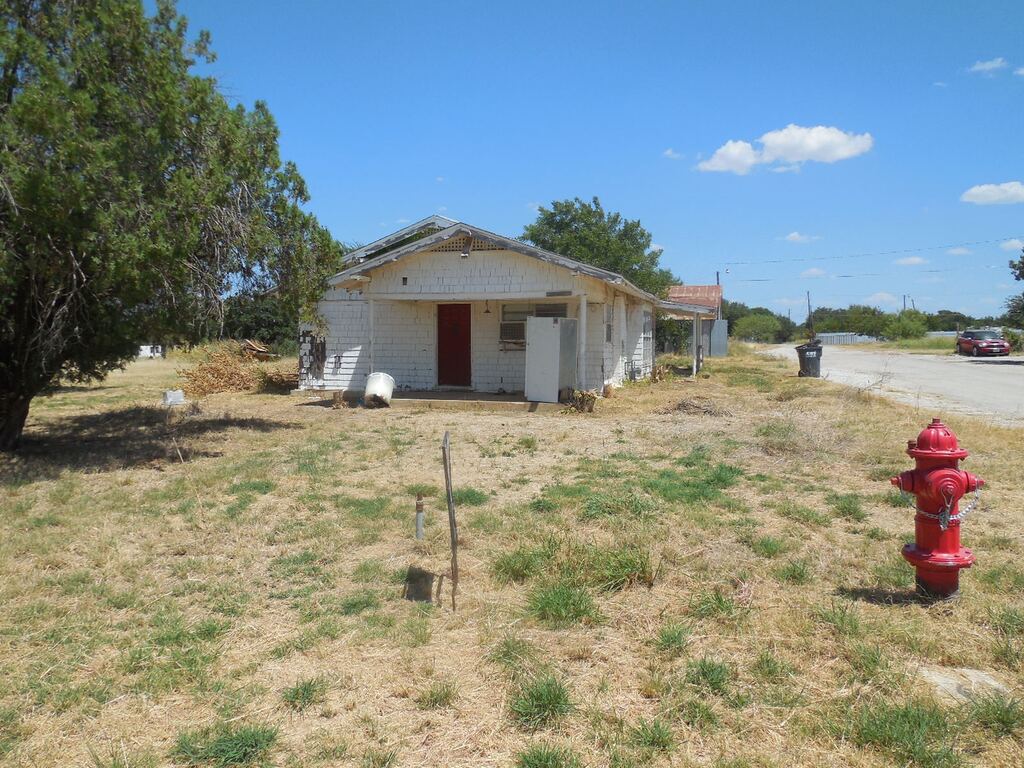 502 Travis Street, Ranger, TX 76470 — photo 1