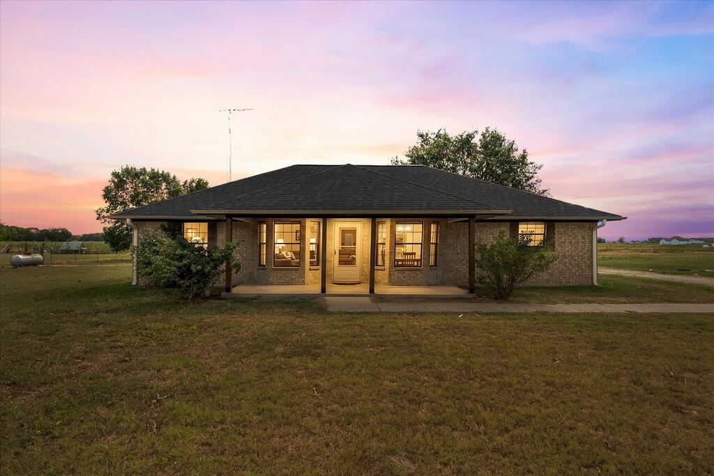 6006 County Road 4604, Commerce, TX 75428 — photo 1