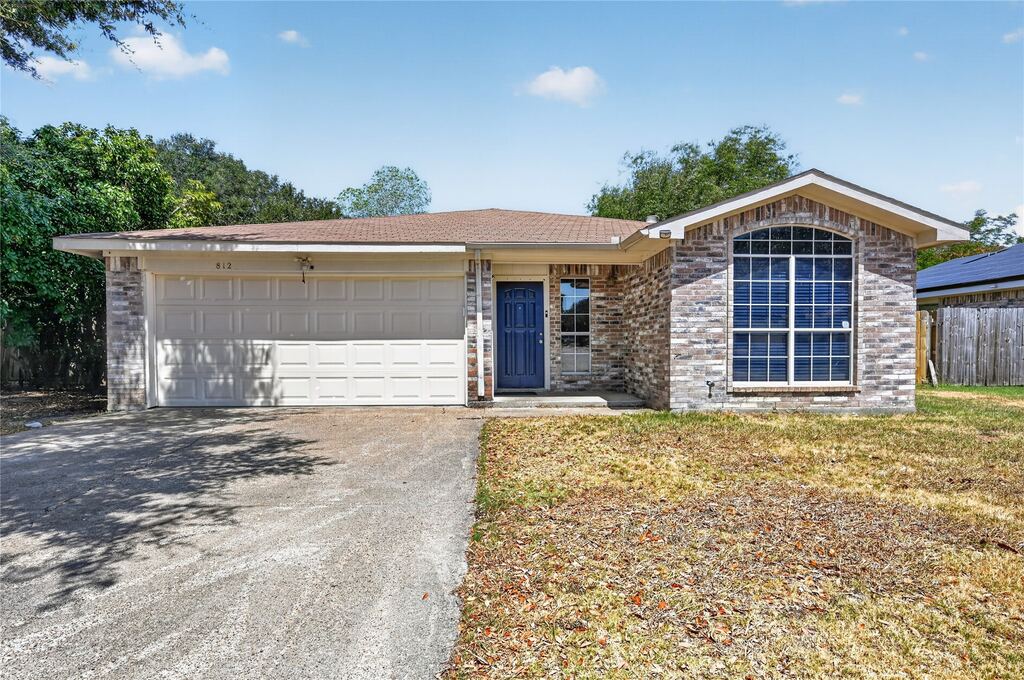 812 Valdez Drive, Dallas, TX 75253 — photo 1
